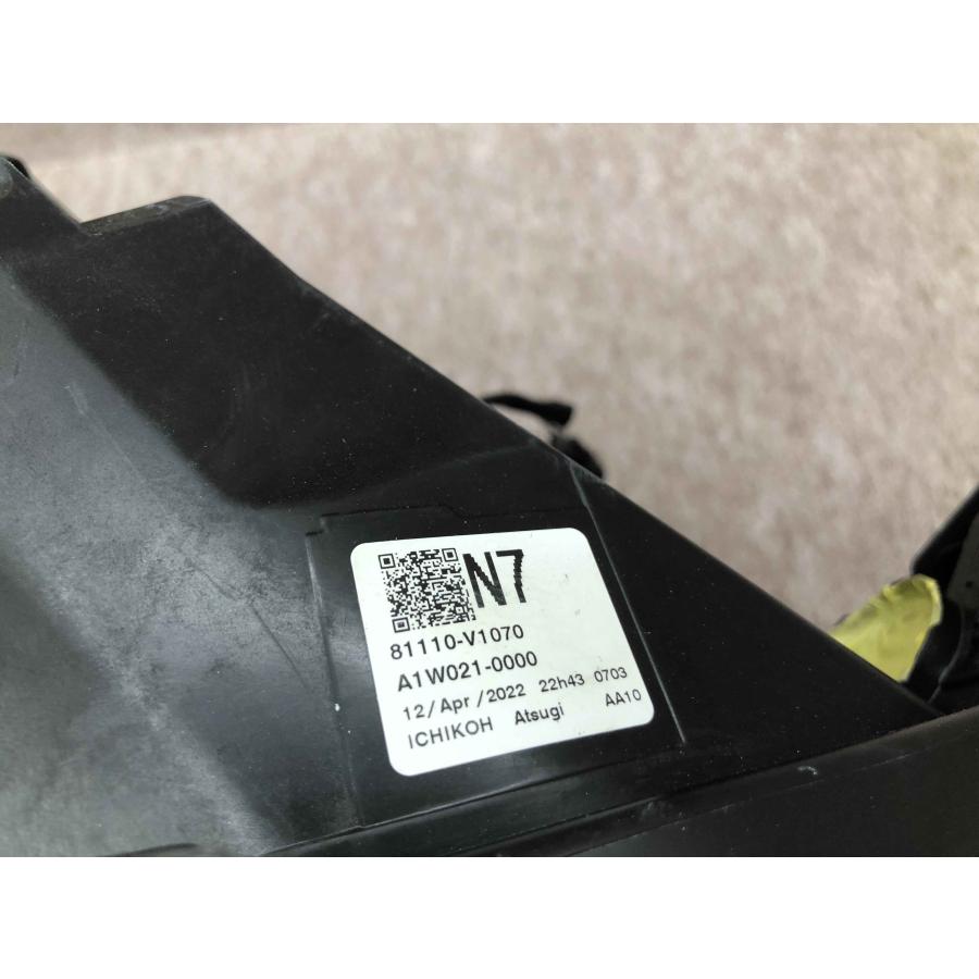 美品 磨き済み ノア ハイブリッド MZRA90W MZRA95W ZWR90W LED 純正 右