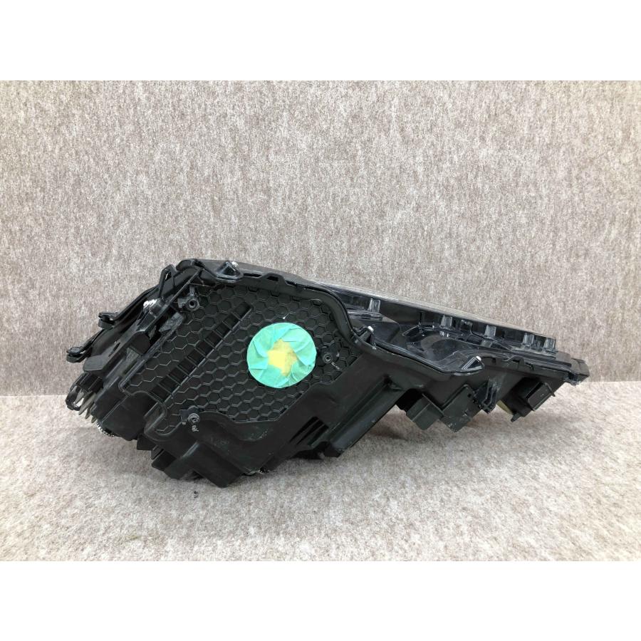 磨き済み レクサス UX250h MZAA10 MZAH10 右 ヘッドライト LED KOITO