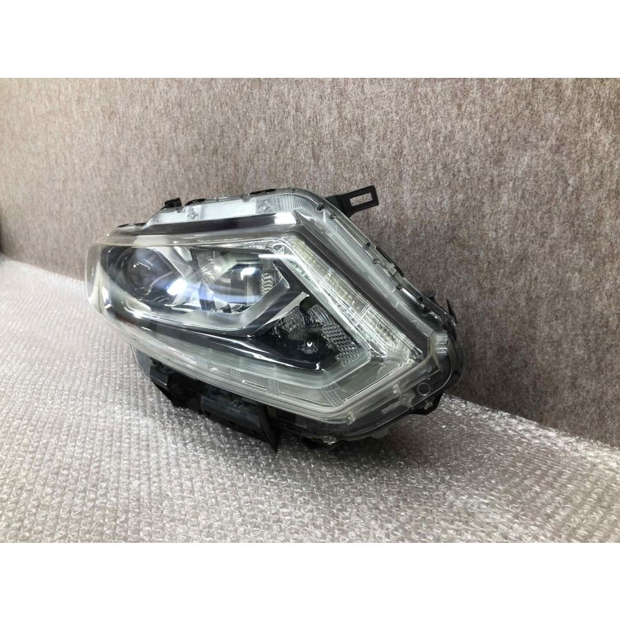 磨き済み 前期 日産 エクストレイル T32 右ヘッドライト LED KOITO 100