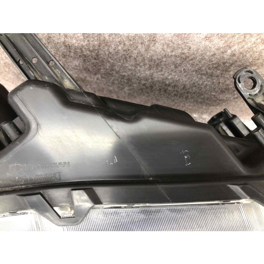 磨き済み 前期 日産 エクストレイル T32 右ヘッドライト LED KOITO 100