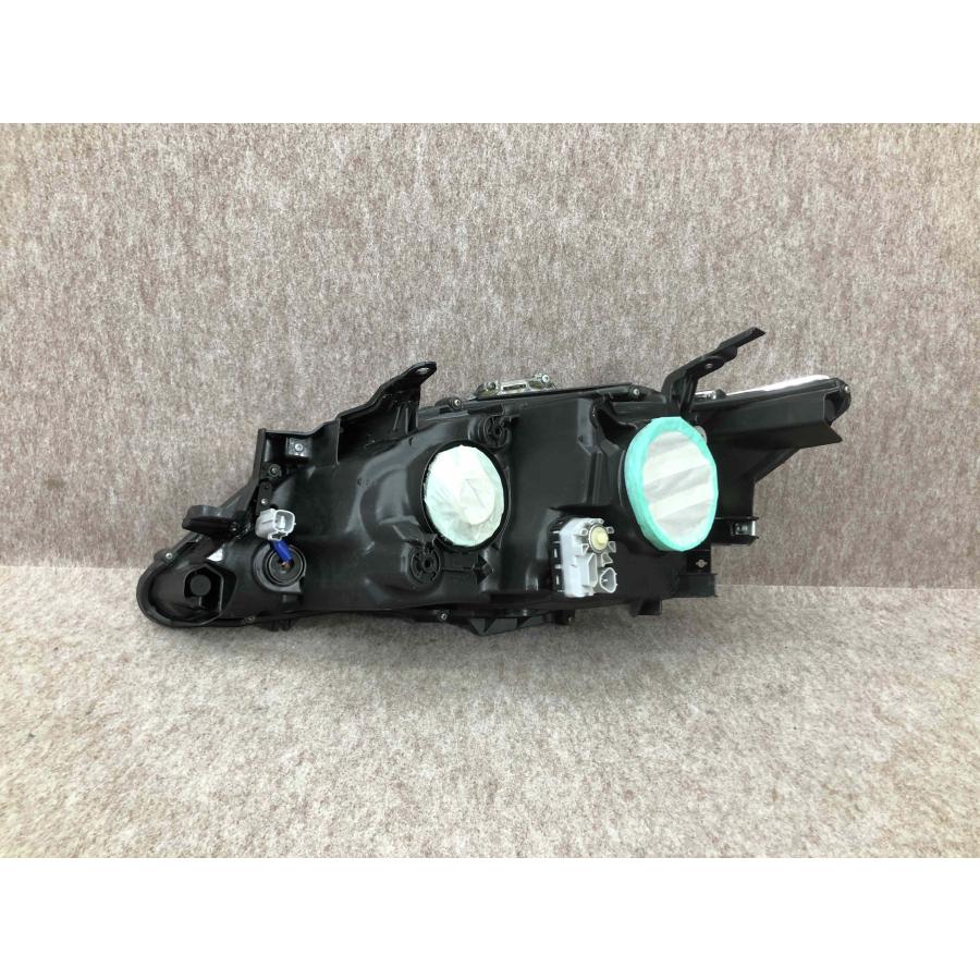 磨き済み トヨタ 後期 HID AVV50 カムリ 右ヘッドライト KOITO 33-185