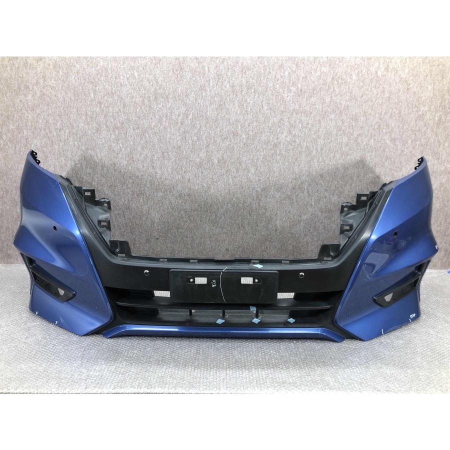 日産　セレナ　C27 ハイウェイスター　純正フロントバンパー　 セレナ ハイウェイスター C27 純正 フロントバンパー 62022 5TF0H
