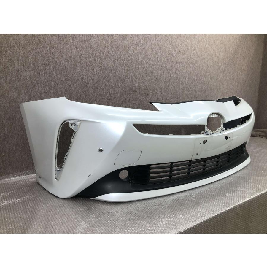トヨタ プリウス 50系 ZVW50/ZVW51/ZVW55 後期 純正 フロントバンパー