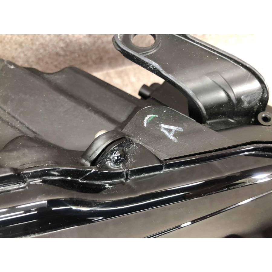磨き済み クラウン 220系 20系 右 ヘッドライト 3眼LED KOITO 30 磨き済み クラウン 220系 20系 右 ヘッドライト 3眼LED KOITO 30