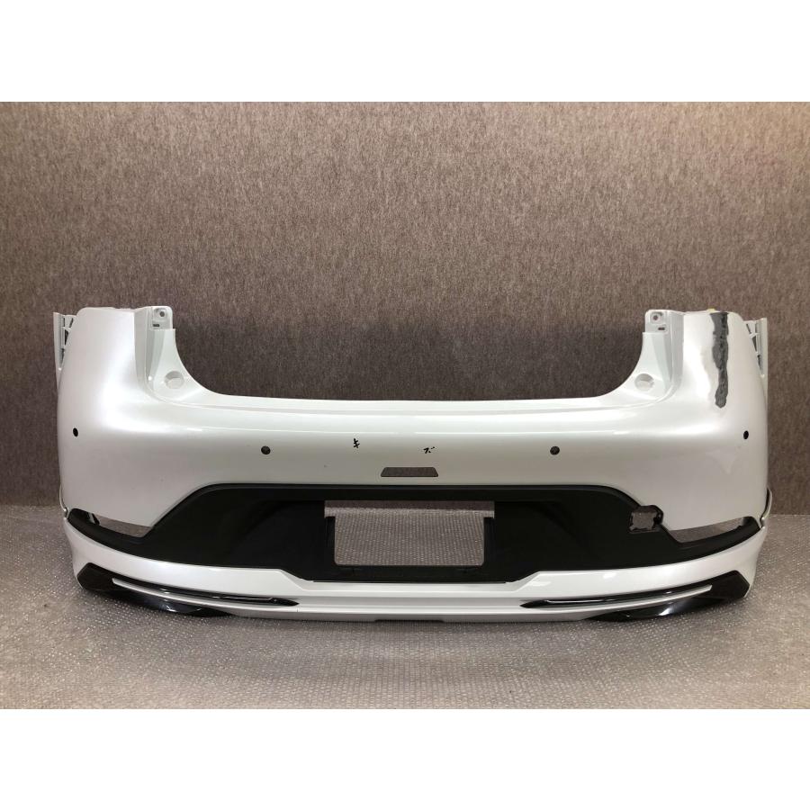 プリウス ZVW60/ZVW65/MXWH60/MXWH60 純正 リアバンパー 52159-47230