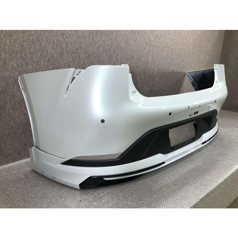 プリウス ZVW60/ZVW65/MXWH60/MXWH60 純正 リアバンパー 52159-47230