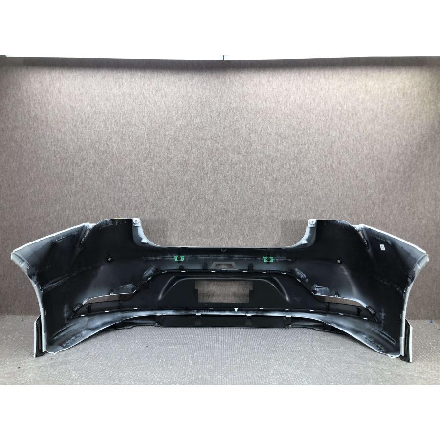 プリウス ZVW60/ZVW65/MXWH60/MXWH60 純正 リアバンパー 52159-47230