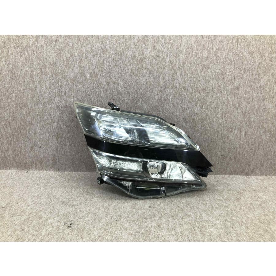 トヨタ ヴェルファイア ANH20Wヘッドライト 右 ICHIKOH 58-23 ヴェルファイア(ANH20W/ANH25W/GGH20W/GGH25W/20系)純正HID