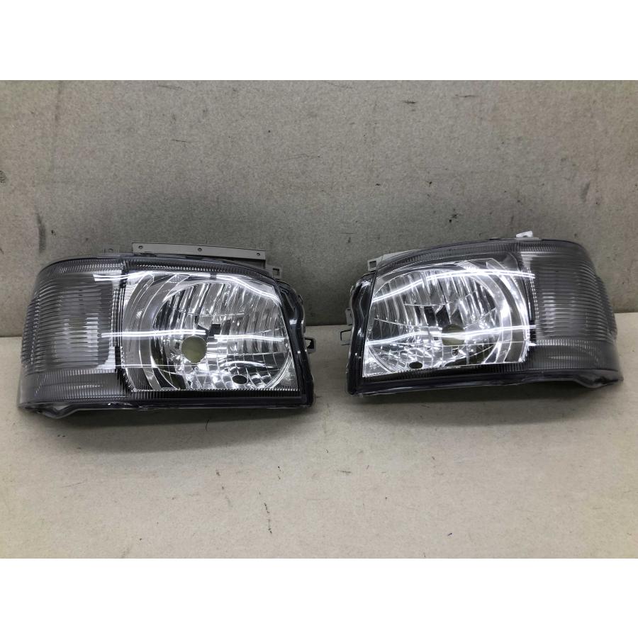 磨き済み 社外 ハロゲン 200系 ハイエース 左右ヘッドライト