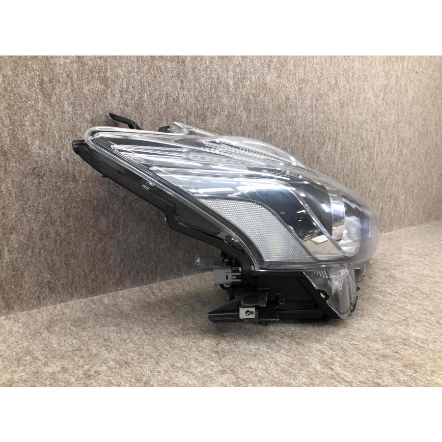 磨き済み プリウスα ZVW40 後期 純正 ヘッドライト 右 LED KOITO 47-65