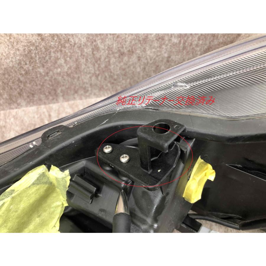 磨き済み プリウスα ZVW40 後期 純正 ヘッドライト 右 LED KOITO 47-65