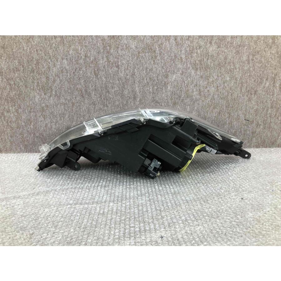 美品 磨き済み アクア NHP10 後期 純正 左 ヘッドライト ハロゲン