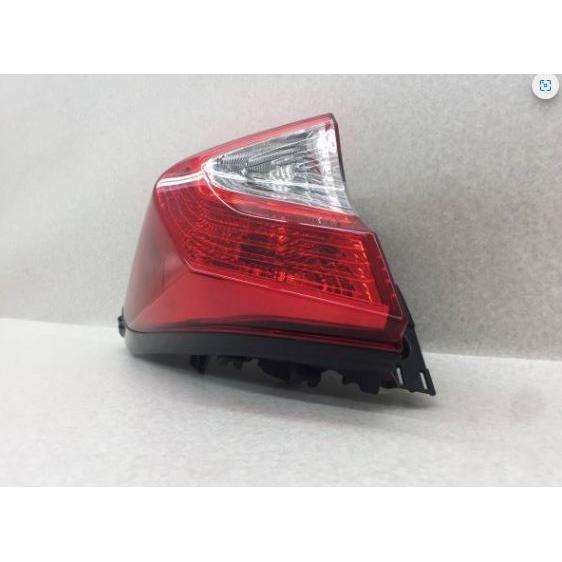 美品 磨き済み C-HR ZYX10 左 テールランプ 81551-10380 KOITO 10-102