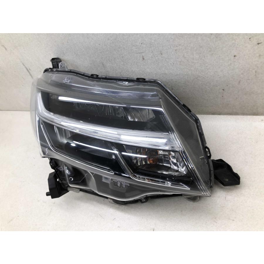 磨き済み トヨタ タンク M900A M910A 純正 右 ヘッドライト LED  