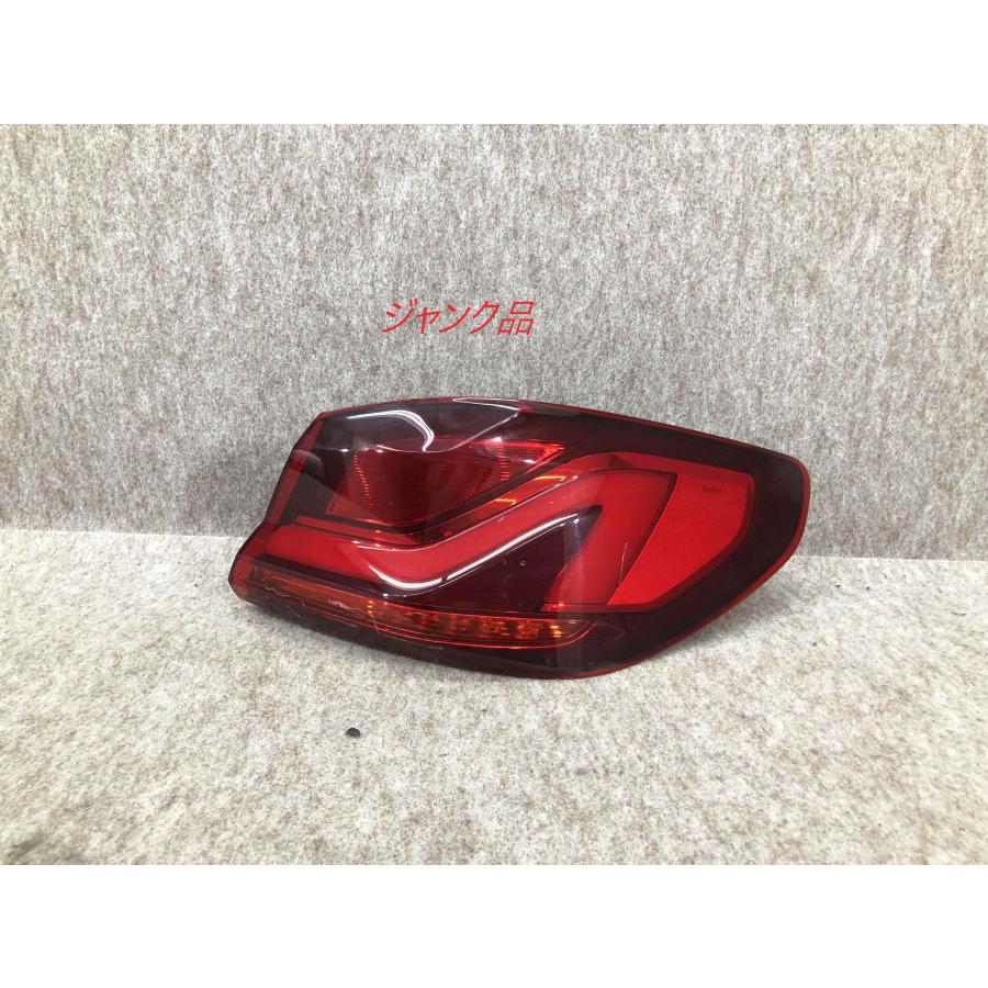 ジャンク品 BMW F40 1シリーズ テールライト 右 63.21-5A55FB8-02