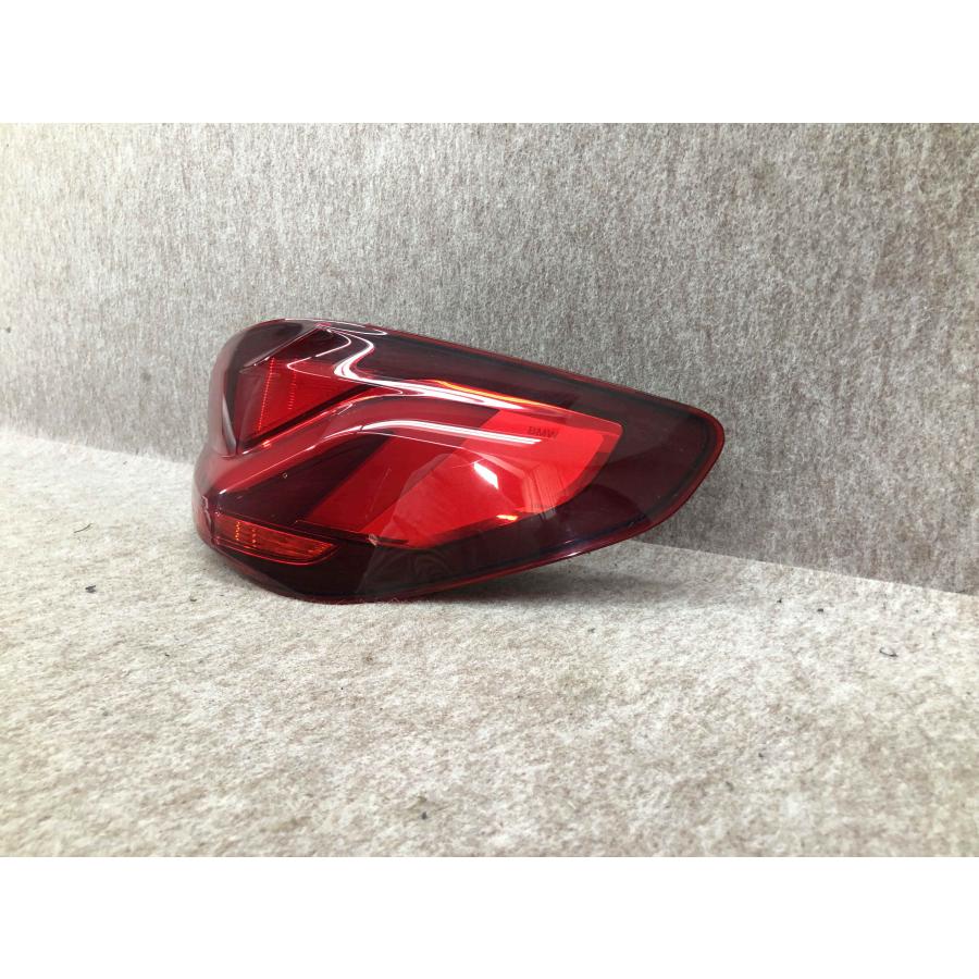 ジャンク品 BMW F40 1シリーズ テールライト 右 63.21-5A55FB8-02 
