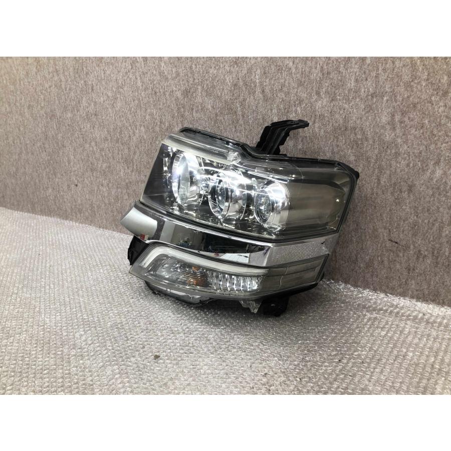 ホンダ NBOX  左純正ヘッドライト ホンダ 純正 N-BOX 《 JF1 》 左ヘッドライト 33150-TY0-003 P21900