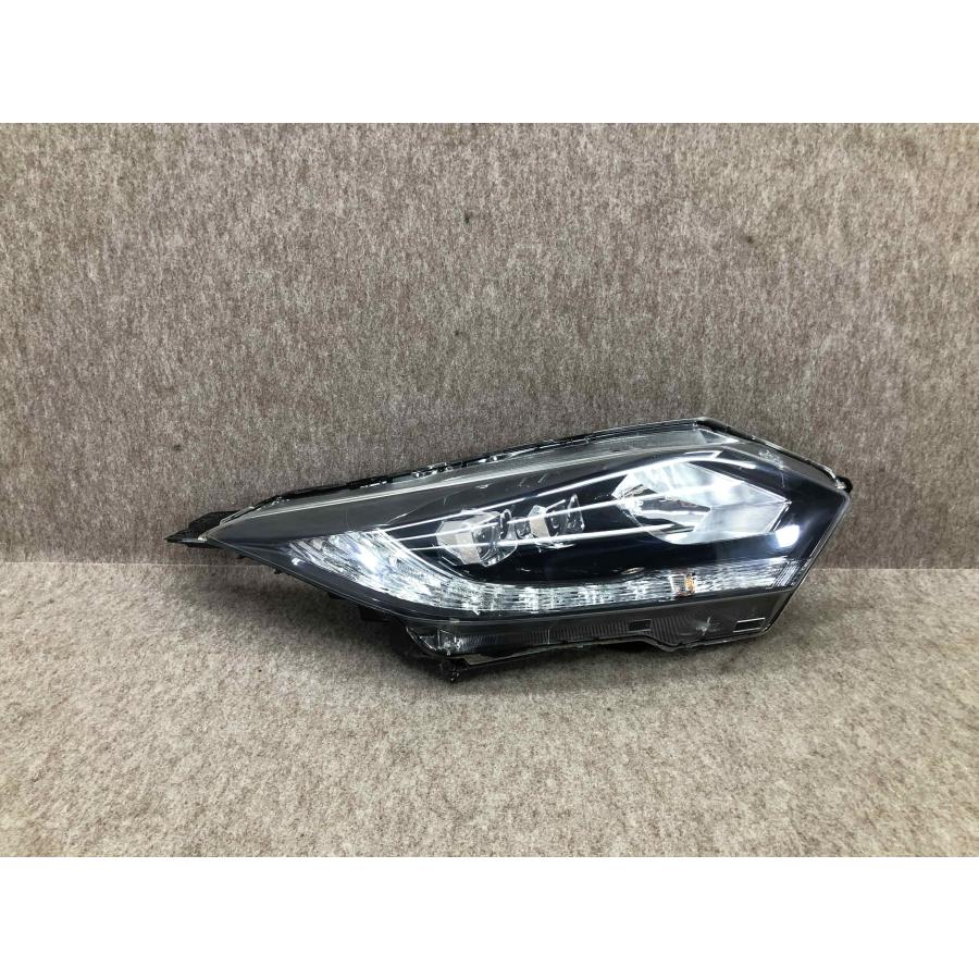 ヴェゼルDAA-RU4ヘッドライトASSY右側 磨き済み ヴェゼル ハイブリッド RU3 RU4 前期 純正 LED ヘッドライト