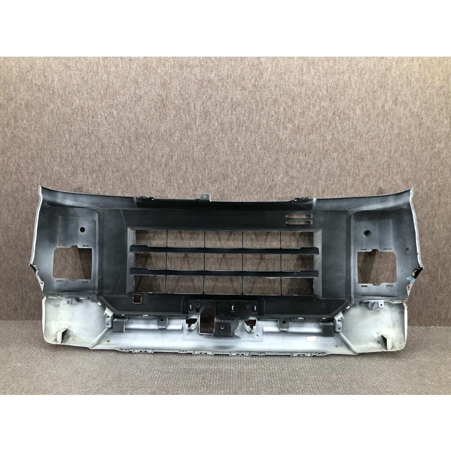 ダイハツ ハイゼット S700V/S710V 純正 フロントバンパー 52119-B5220