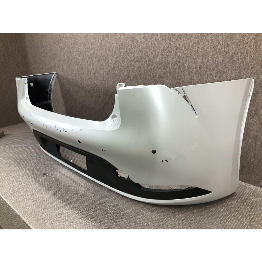 プリウス ZVW60/ZVW65/MXWH60/MXWH60 純正 リアバンパー 52159-47230