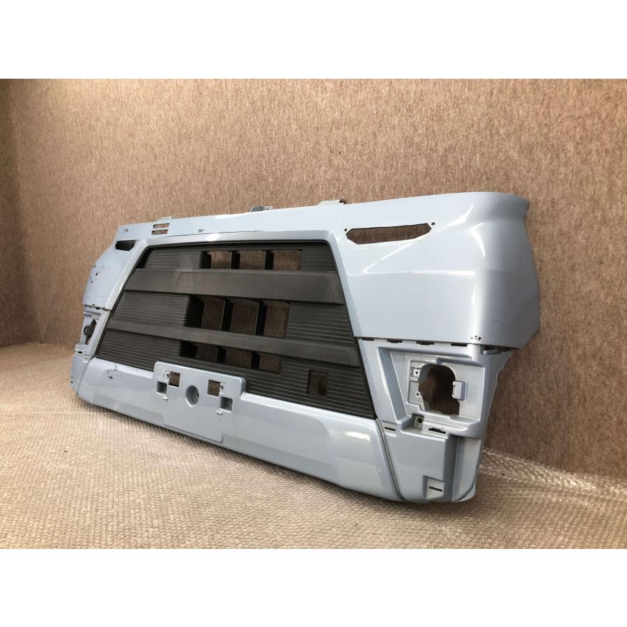 ダイハツ ハイゼット カーゴ S321V S331V 純正 フロントバンパー 52119