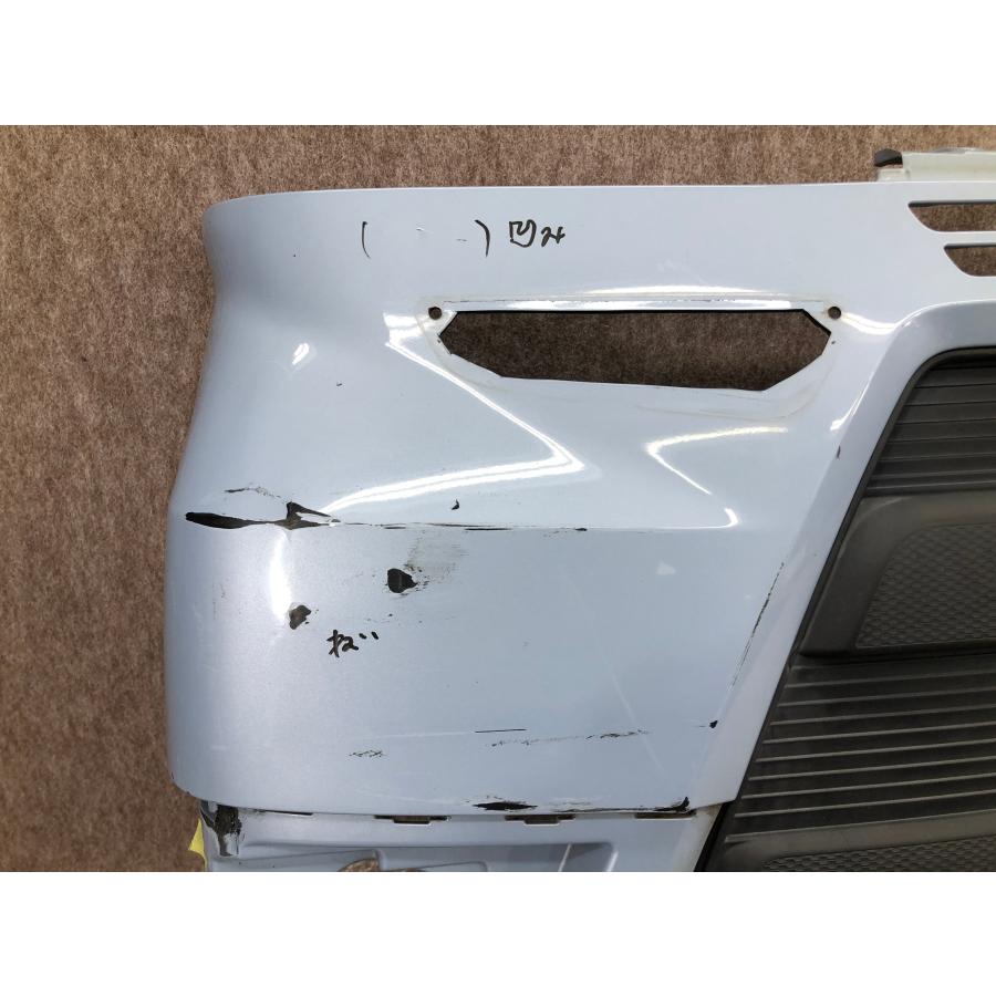 ダイハツ ハイゼット カーゴ S321V S331V 純正 フロントバンパー 52119