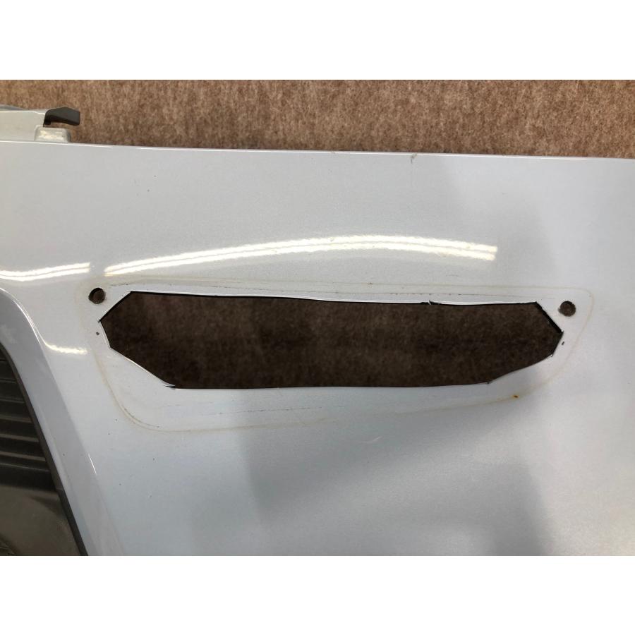 ダイハツ ハイゼット カーゴ S321V S331V 純正 フロントバンパー 52119