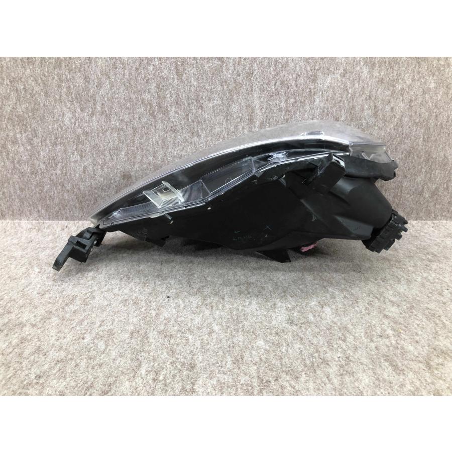 美品 磨き済み ポルテ NSP140 純正 左 ヘッドライト ハロゲン KOITO 52