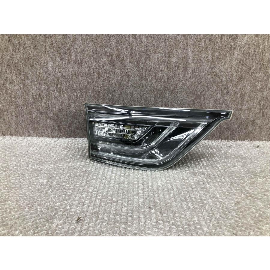 磨き済み ZSU60/ZSU65/AVU65 ハリアー 純正 左テールランプ 内側 左