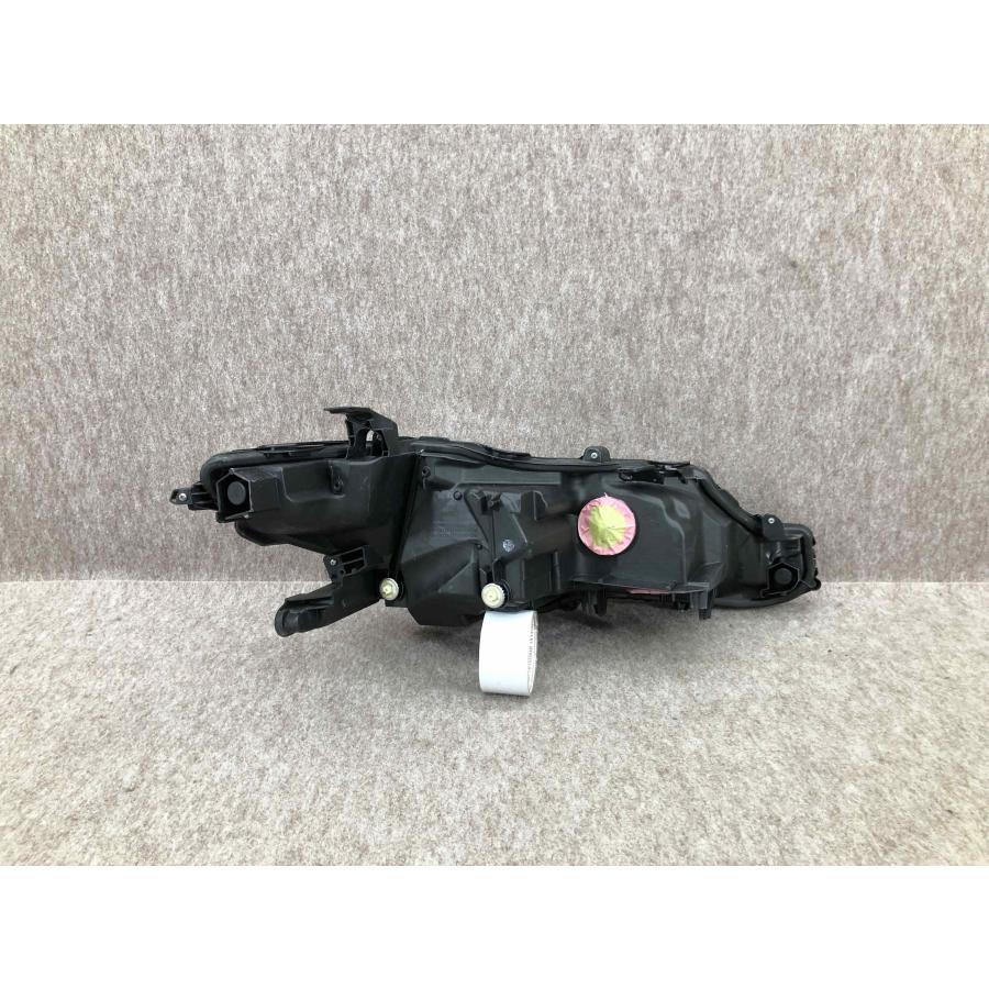 磨き済み トヨタ LED AXVH70 カムリ 左ヘッドライト KOITO 33-233