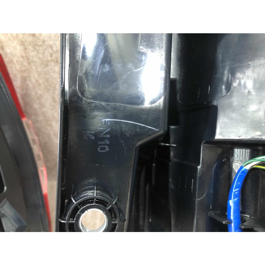美品 トヨタ ランドクルーザープラド TRJ 150W STANLEY 60-195 左右