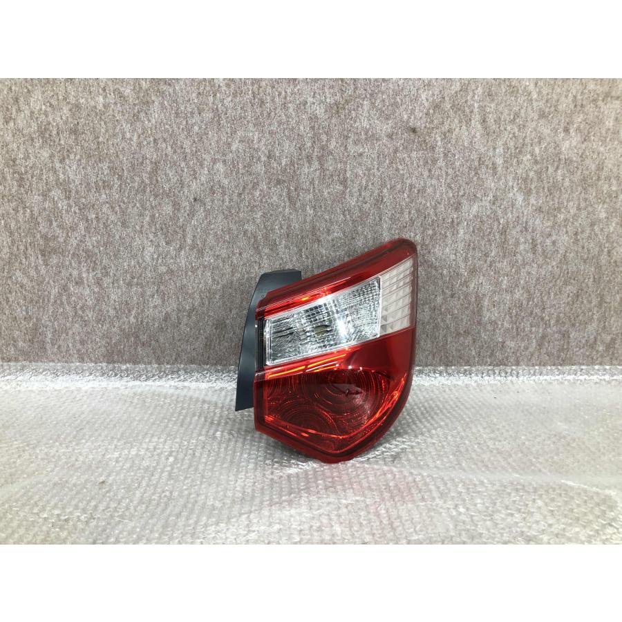 美品 磨き済み ヴィッツ KSP130 NSP130 NHP130 後期 純正 右 テール 