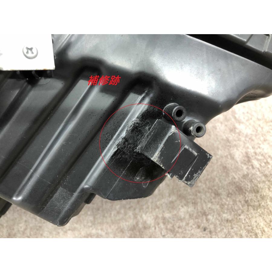 磨き済み ノア エスクァイア ZRR80 ZRR85 ZWR80 後期 純正 右 LED