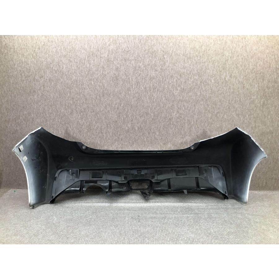トヨタ ヴィッツ RS GRスポーツ G's NCP130 NHP130 後期 純正 リア