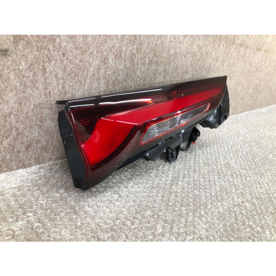 美品 磨き済み CX-60 KH3P KH5P 純正 左 内側 テールライト