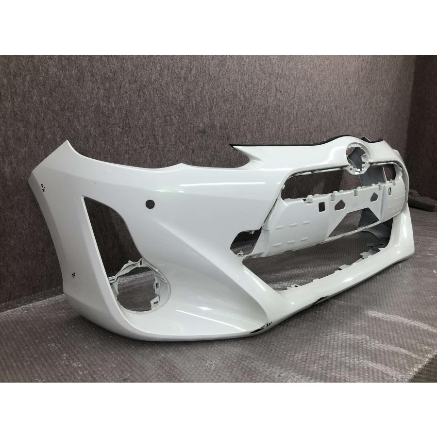 トヨタ アクア NHP10 中期 フロントバンパー 52119-52A10 : 拓海商事 