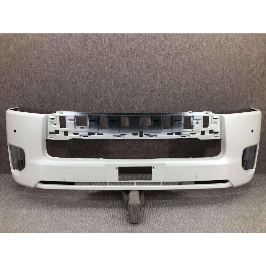 トヨタ ハイエース 標準 4型 5型 6型 200系 純正 フロントバンパー  