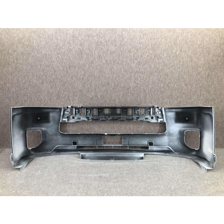 トヨタ ハイエース 標準 4型 5型 6型 200系 純正 フロントバンパー  