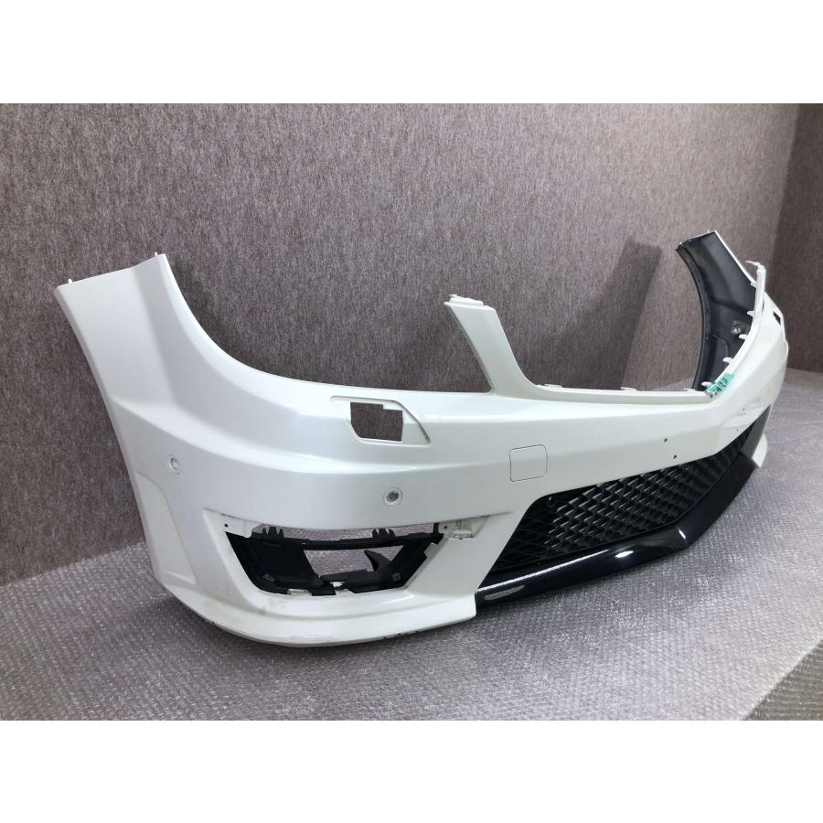 ベンツw204 Cクラス　リアーバンパー　中期　シルバー ベンツ W204 Cクラス 63 後期 フロントバンパー : 拓海商事ヤフー店
