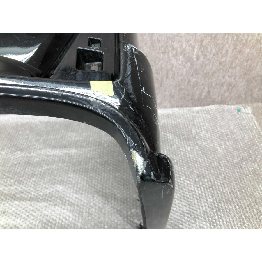 ヴォクシー ノア エスクァイア 80 純正リアバンパー 52159-28630 FRP