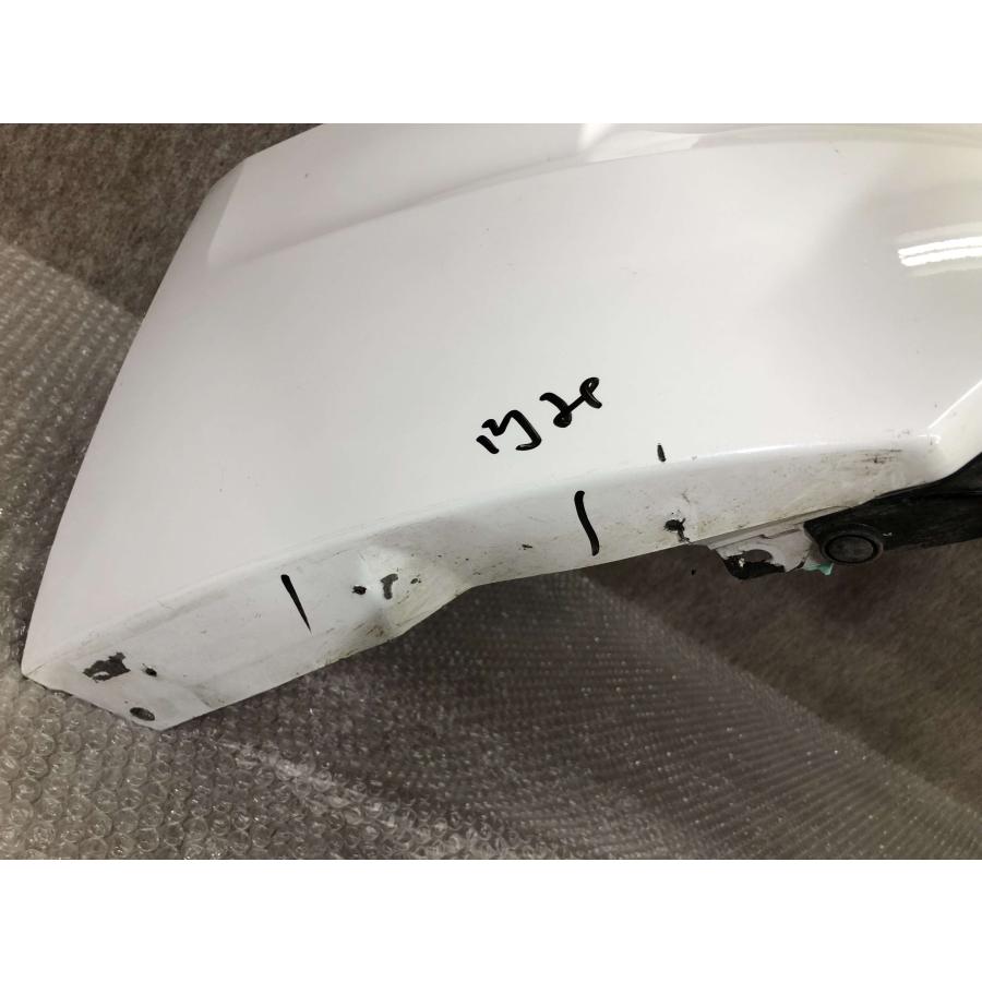 レクサス 純正 GWZ100 URZ100 LC500 LC500H リアバンパー 52159-11010