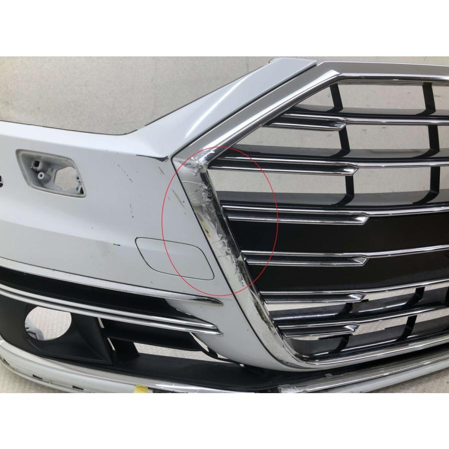 アウディA8純正バンパー