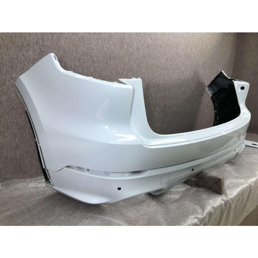 Porsche 955カイエン リア左右アーチモール リア左右各3パーツ1SET Porsche ポルシェ カイエン 純正 リアバンパー ディフューザー付き