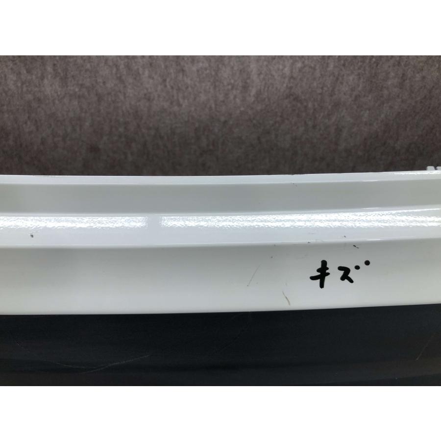 MXPB10/MXPB15/MXPJ10/MXPJ15 ヤリス クロス 純正 リアバンパー 52159