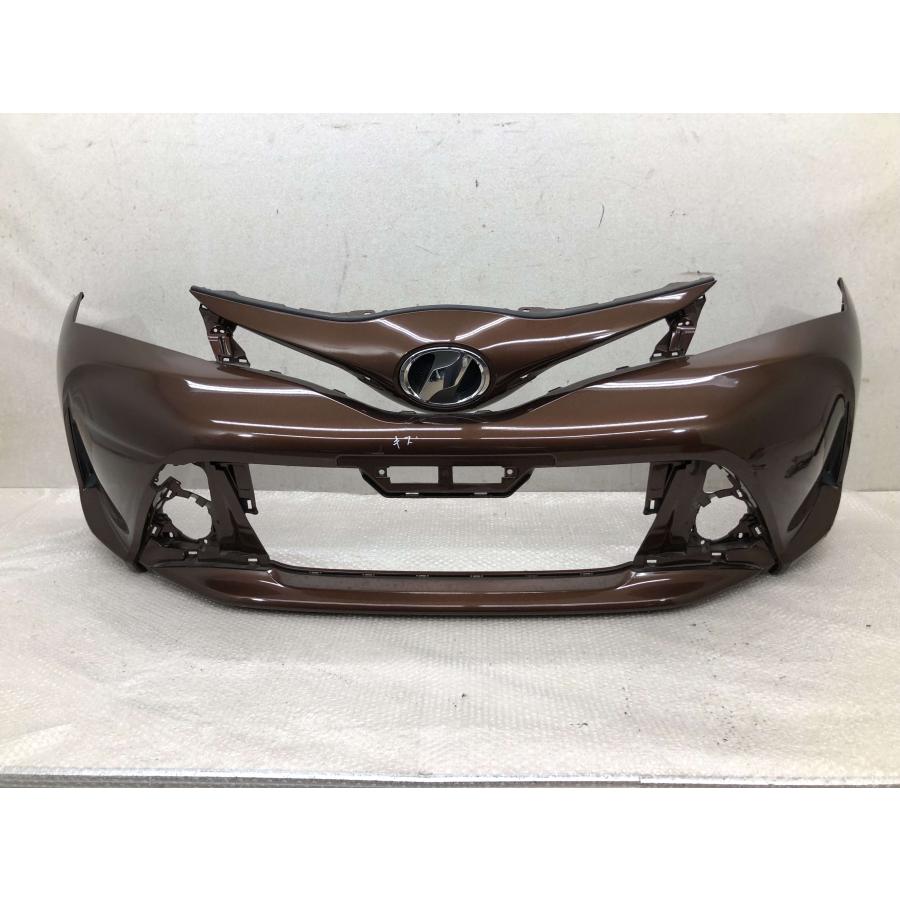 トヨタ ヴィッツ KSP130 NSP130 中期 純正 フロントバンパー 52119  