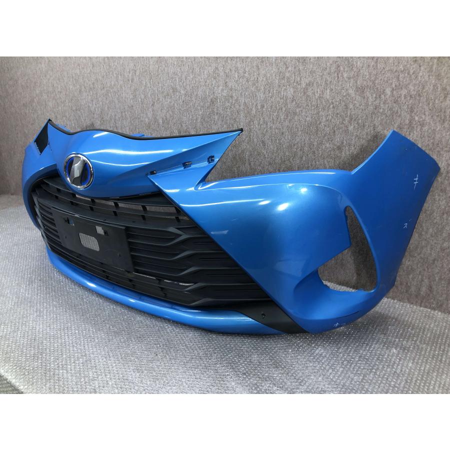 ヴィッツ 涙目後期 フロントバンパー トヨタ（TOYOTA） ヴィッツ NCP95 フロントバンパー F 4WD 52119-52410