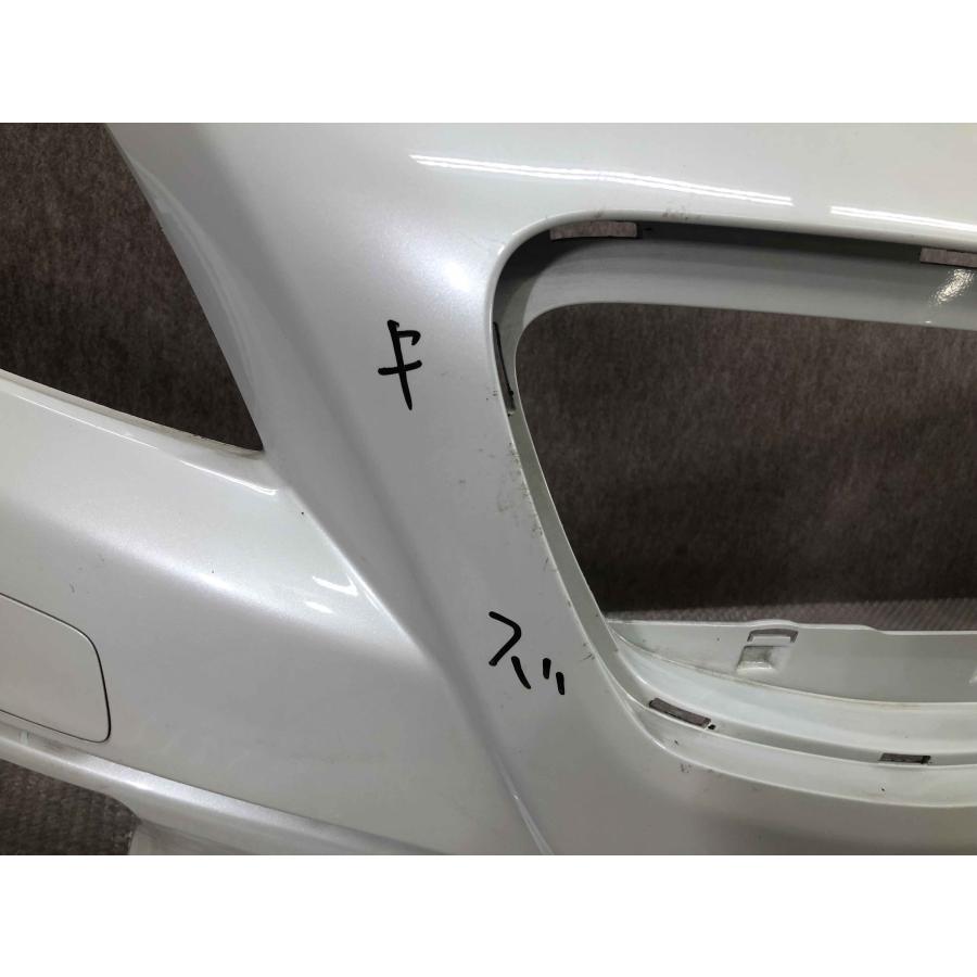 ボルボ V40 クロスカントリー MB 純正 フロントバンパー 31353310 