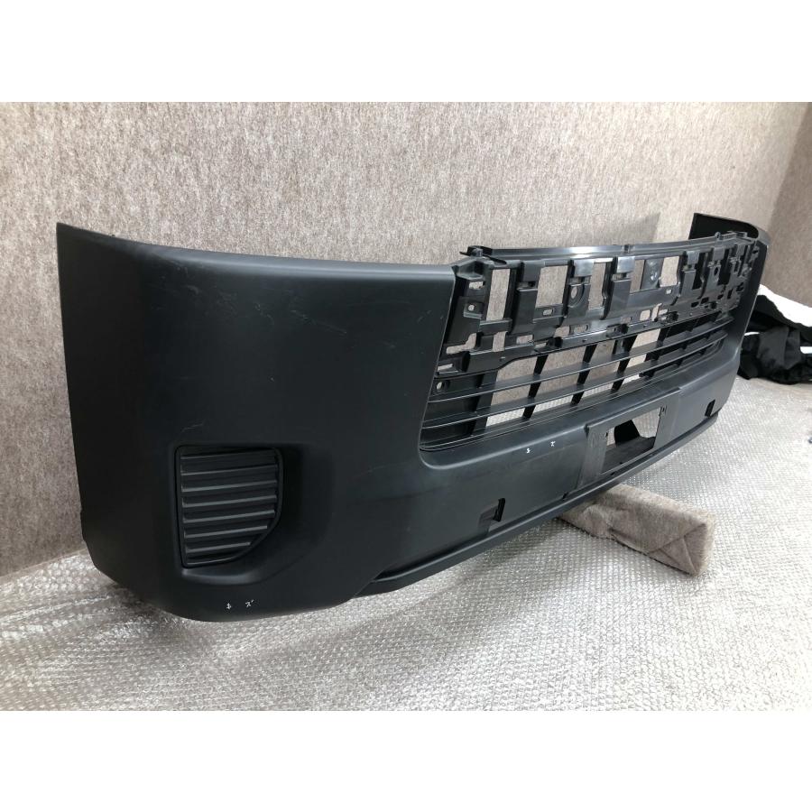 トヨタ ハイエース 標準 4型 5型 6型 200系 純正 フロントバンパー