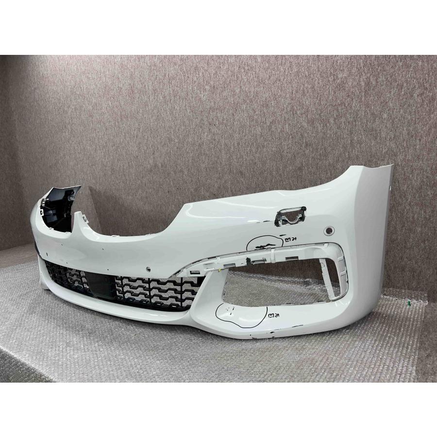BMW 7シリーズ Mスポーツ G11/G12 純正 フロントバンパー 72758411/727