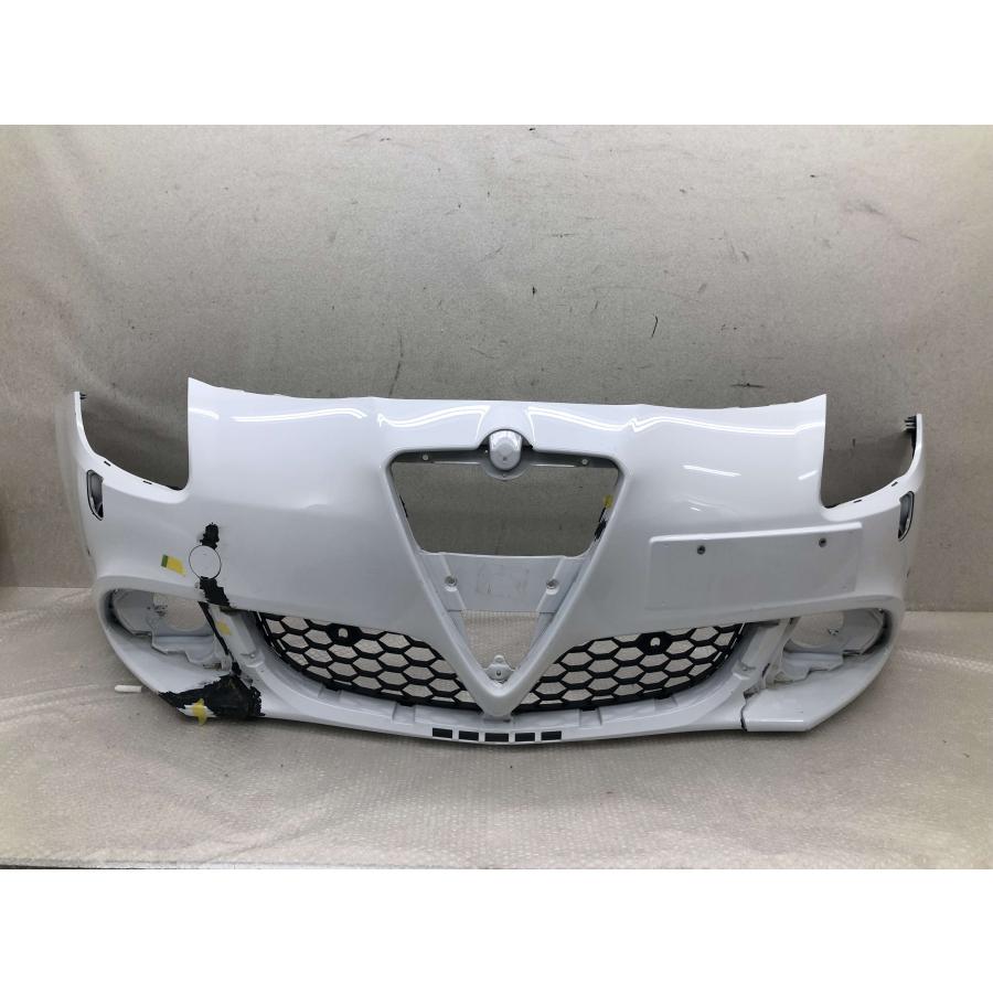 アルファロメオ ジュリエッタ 940 純正 フロントバンパー 50541741